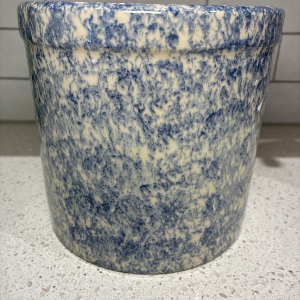 Vintage Spongeware Crock Blue 6 In Tall-6 In Wide NO Markings